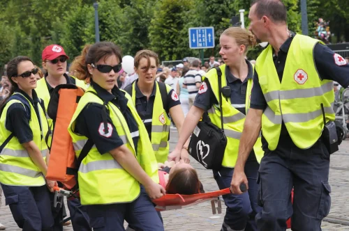 Jak wygląda praca ratownika medycznego w górach? Dlaczego zawód ratownika górskiego jest szczególnie trudny?